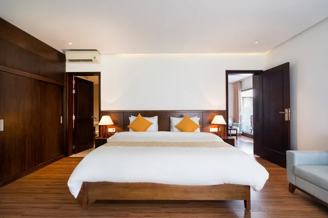 جناح بسرير كينج بإطلالة على البحر، Hoang Ngoc Beach Resort 1/10