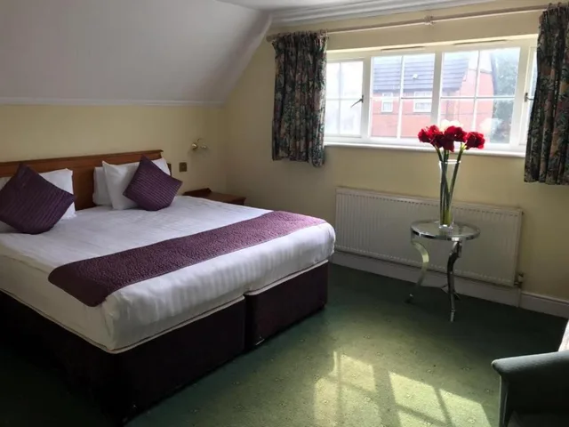 جناح بسرير كينج، Harefield Manor Hotel 1/1