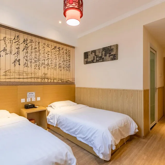 Deluxe, Single Bed, Dragon King Hostel 3/8