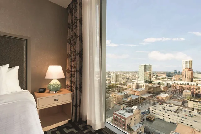 Studio, Suite, King Bed, City View, Homewood Suites by Hilton Chicago West Loop Fulton Market Area 3/4
