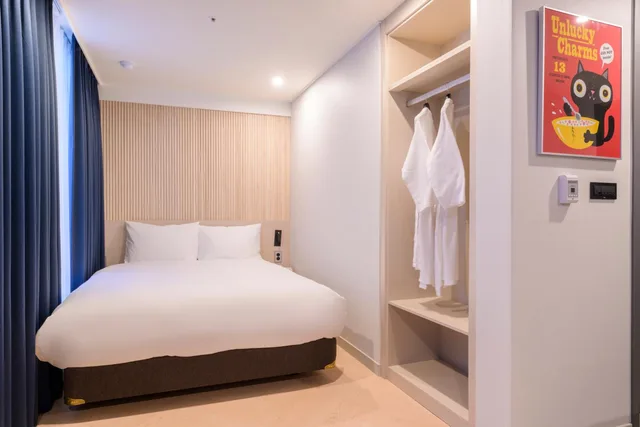 Room, Queen Bed, Ventimo Hotel and Residence Jeju 1/10