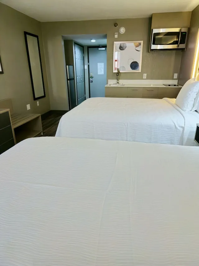 Efficiency, 2 Queen Beds، Wingate By Wyndham Sulphur 3/4