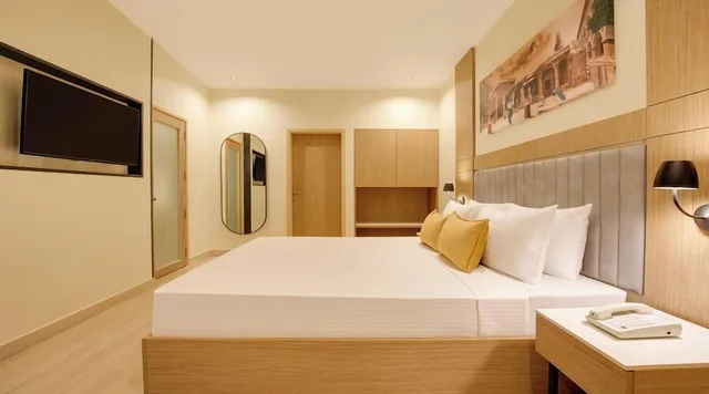 Executive, Suite, King Bed, Lemon Tree Hotel Chinchwad Pune 1/6