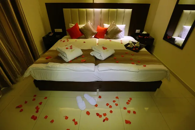 2 Bedrooms, Suite, King and Queen Bed, Jounieh Suites Boutique Hotel Jounieh 8/10