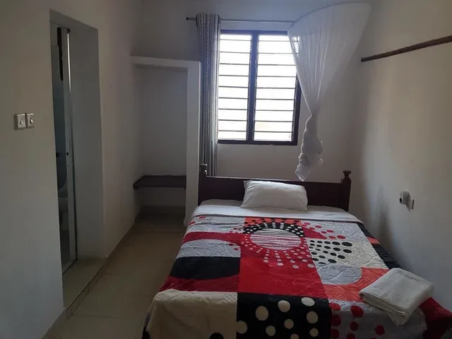 غرفة قياسية بسرير مزدوج، Miritini Golden Guest House 2/3