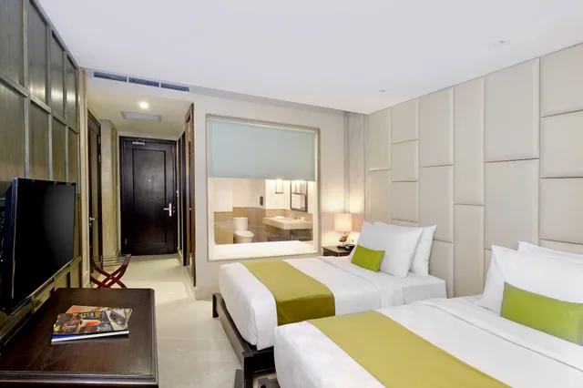 غرفة ديلوكس بسريرين منفصلين بشرفة، Jambuluwuk Oceano Seminyak Hotel 5/10