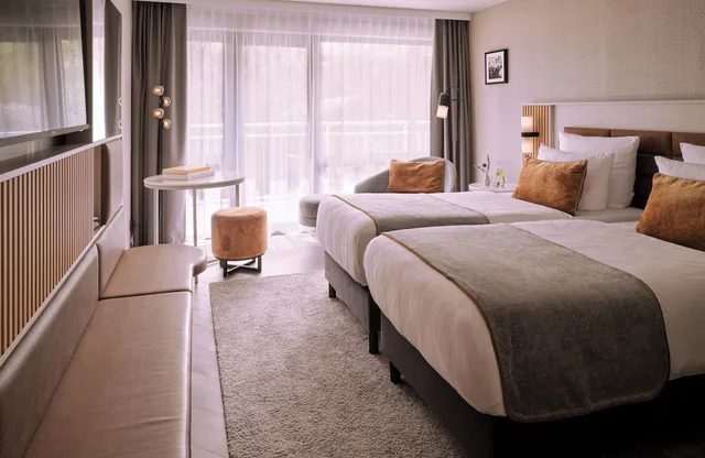 غرفة كومفورت بسرير مزدوج مع أريكة، Leonardo Royal Hotel Baden Baden 5/10