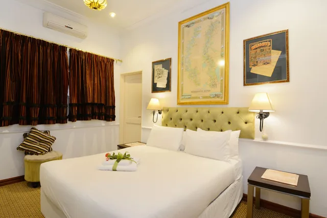 جناح بسرير كوين، Villa Simonne 5/10