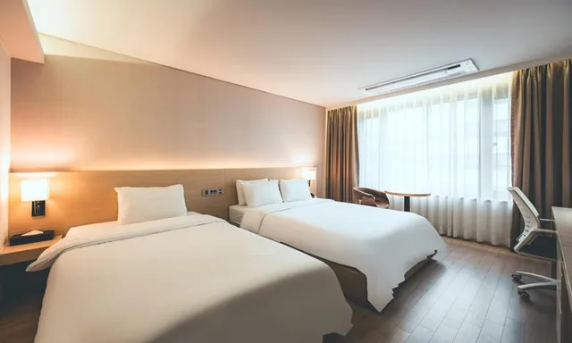 غرفة قياسية بسريرين منفصلين، Wonju Citi Hotel 1/7
