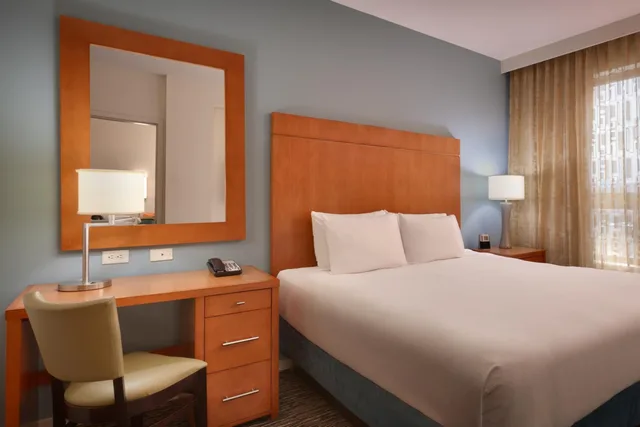 جناح بسرير كينج بغرفة نوم واحدة مع أريكة، HYATT house Salt Lake City/Sandy 1/3