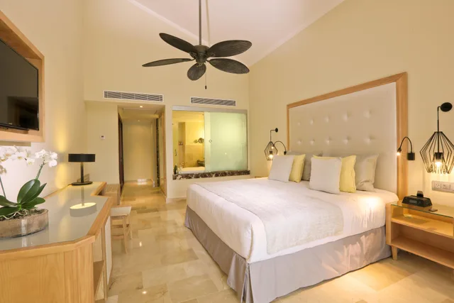 غرفة فاخرة بسرير مزدوج بإطلالة، Grand Palladium Palace Resort Spa Casino All Inclusive 3/4