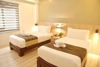 Skylight, Premier، Forest Crest Nature Hotel and Resort Powered by ASTON (ex Chateau Royale Sports and Country Club) 2/2