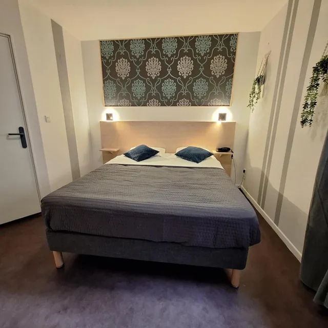 غرفة بسرير مزدوج، Hotel Au Bon Sejour 1/10