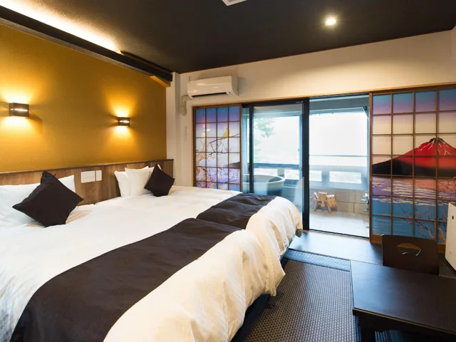 غرفة يابانية قياسية بسرير نصف مزدوج بإطلالة على المدينة، Livemax Resort Hakone Sengokuhara 1/2