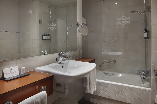 غرفة قياسية بسريرين منفصلين، Parador De Vielha 10/10