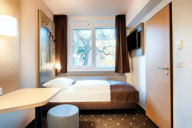 Room, Single, B&B Hotel Aachen-City 3/7