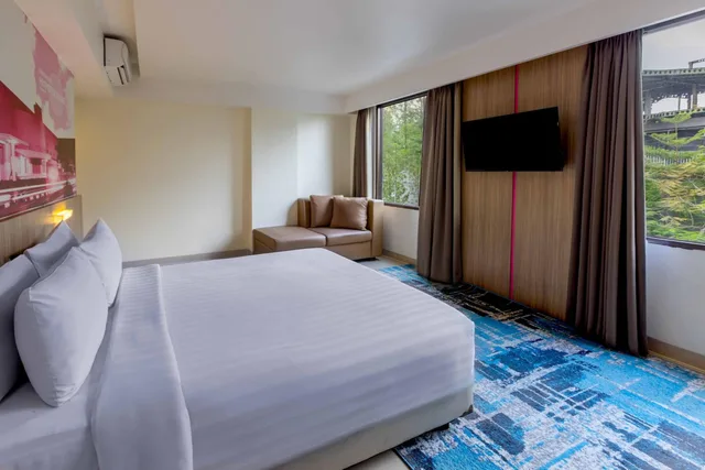 غرفة تنفيذية بسرير كوين، favehotel Hyper Square 1/3