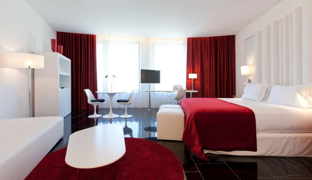 غرفة بريميوم بسرير مزدوج، Porta Fira Hotel 2/5