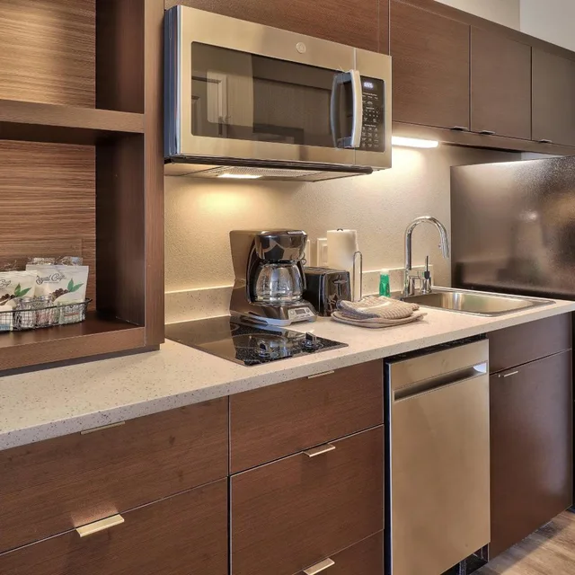 استوديو بسرير كينج وسريرين كوين بإطلالة على المدينة لذوي الإعاقة، TownePlace Suites by Marriott Albuquerque Old Town 5/5