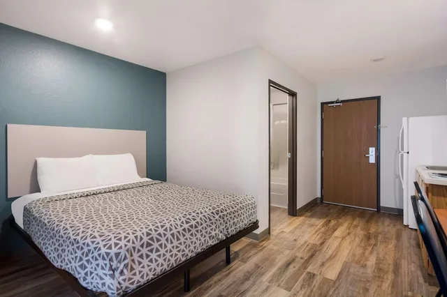 جناح بسرير كوين لذوي الإعاقة، WoodSpring Suites Augusta Fort Eisenhower 1/6
