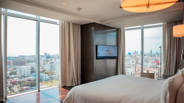 جناح كلوب بسرير فردي بإطلالة على المدينة بغرفة نوم واحدة مع دخول صالة النادي، Intercontinental Real Santo Domingo 1/10