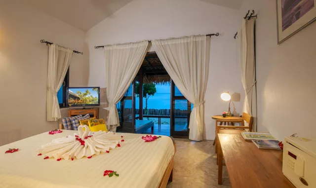 Bungalow, Double Bed, Ocean Front, Sofa، Islanda Hideaway Resort 1/2