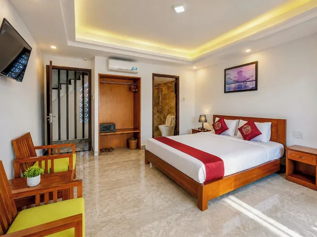 غرفة ديلوكس بسرير كوين بإطلالة على الحديقة بشرفة، Trendy Life Villa 7/10