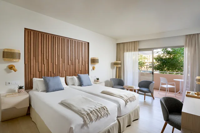 Room, Double Bed, Side Sea View، Iberostar Selection Fuerteventura Palace 2/10