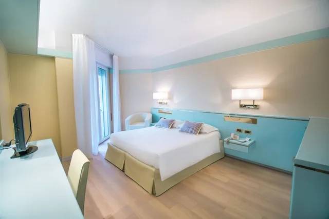غرفة تنفيذية رباعية بأربعة أسرّة، Hotel Bristol 2/9