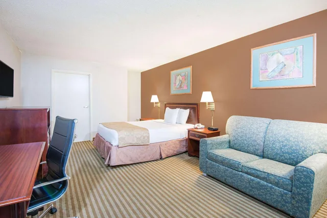 Deluxe, Double Bed, Red Roof Inn Baltimore South Glen Burnie 1/1