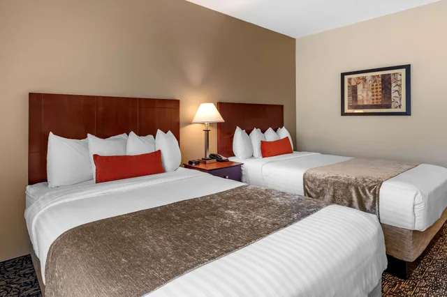 Standard, 2 Queen Beds, Best Western Plus Boulder Louisville 3/10