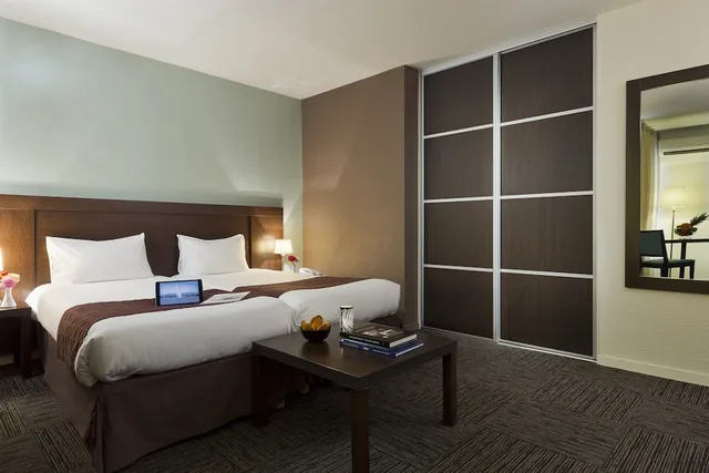 استوديو سوبيريور بسريرين منفصلين بإطلالة على المتنزه، Residence La Reserve 4/6