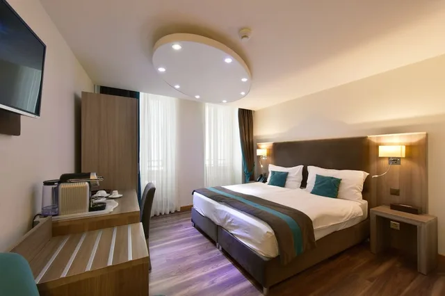 غرفة سوبيريور بسرير مزدوج أو سريرين منفصلين، Hotel Rousseau Geneva 2/4