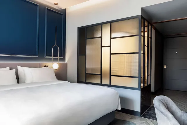 Collection, Superior, Twin Beds، Radisson Collection Bilbao 1/7