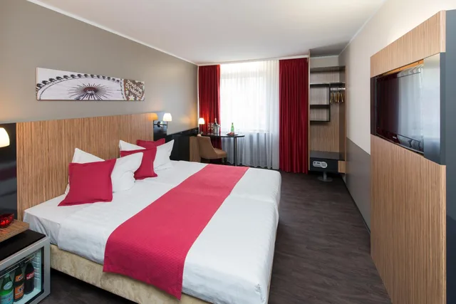 غرفة بسريرين منفصلين مفردة بسرير مزدوج، Hotel Munich City 1/1