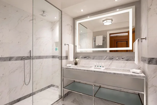 جناح بسرير كينج، Westin Palace Milan 2/3