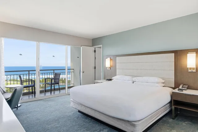 غرفة بريميوم عائلية بسريرين كينج بإطلالة على البحر، Caribe Hilton 1/8