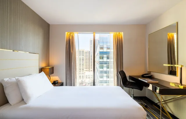 غرفة تنفيذية بسرير كينج، Leonardo Hotel London Aldgate - Formerly Hotel Saint 1/3