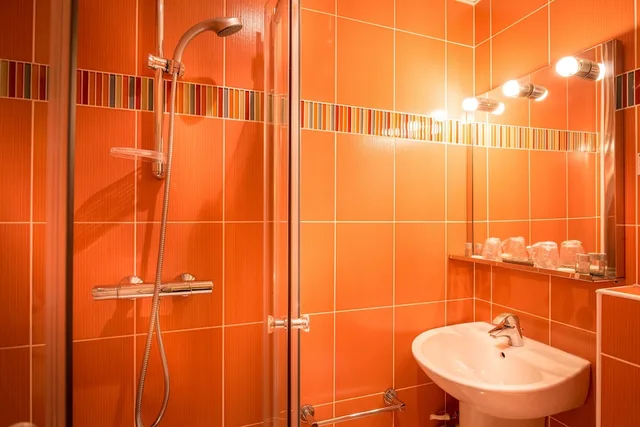 غرفة سوبيريور بسريرين منفصلين، HOTEL CHARLEMAGNE 5/6