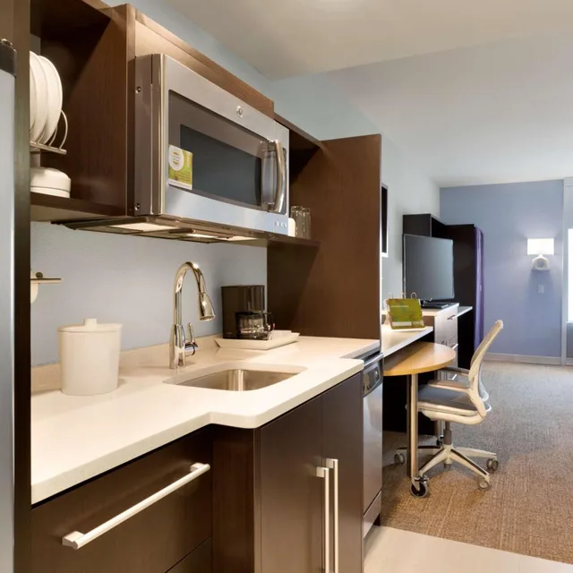 استوديو بسرير كوين مع أريكة، Home2 Suites By Hilton Hasb 7/7