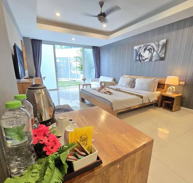 غرفة بسرير مزدوج بإطلالة على المسبح، Cozy Resort, A Boutique Hotel 4/9
