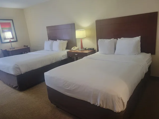 غرفة قياسية بسريرين مزدوجين، Comfort Inn Fayetteville near Fort Bragg 4/8