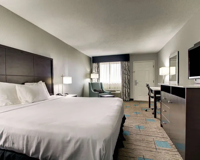 غرفة بسرير كينج، Studio6 Suites Richland, MS / Jackson 1/4