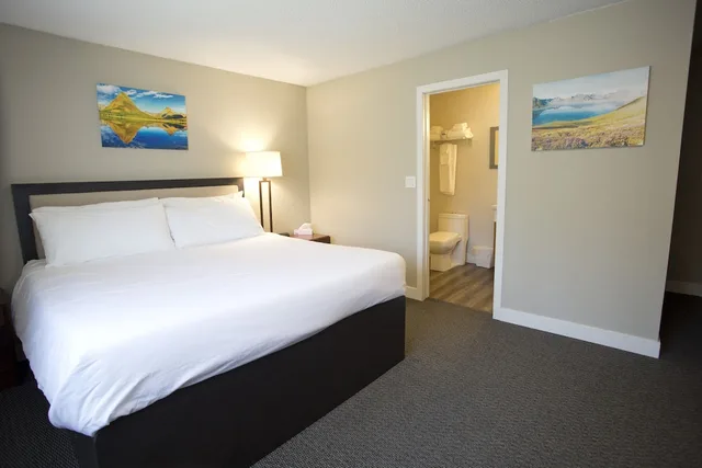 جناح تنفيذي بسرير كينج، Valemount Vacation Inn 1/2