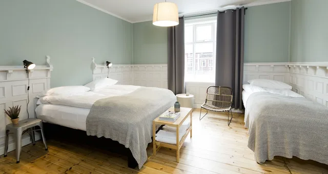 3 Bedrooms, Superior, Apartment, 4 Beds, 2 Double Beds, 2 Bathrooms, Terrace، Old Charm Reykjavik Apartments 2/3