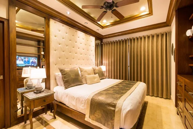 Imperial, Penthouse, 3 Beds, 3 Bathrooms, Hot Tub، Resorts By Pinnacle 220 2/6