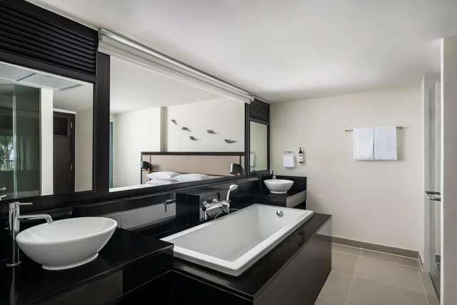 2 Bedrooms, Suite, King and Twin Beds, Hyatt Regency Phuket Resort 3/3