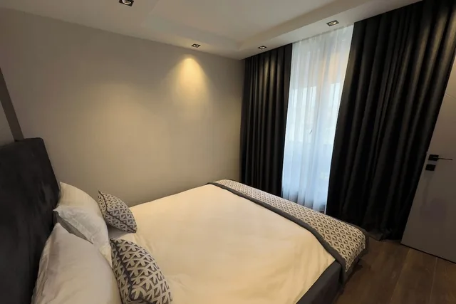 جناح عائلي بسرير مزدوج بإطلالة على المدينة بغرفة نوم واحدة مع أريكة، Nevizade Avangart Hotel 3/7