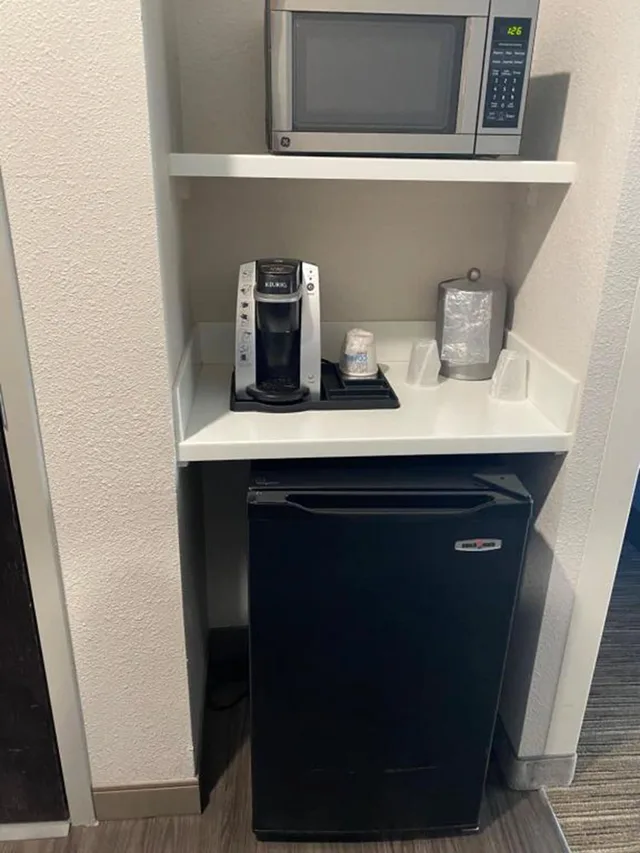 غرفة قياسية بسريرين مزدوجين لذوي الإعاقة، Holiday Inn Express Hotel and Suites Albuquerque Historic Old Town 5/5