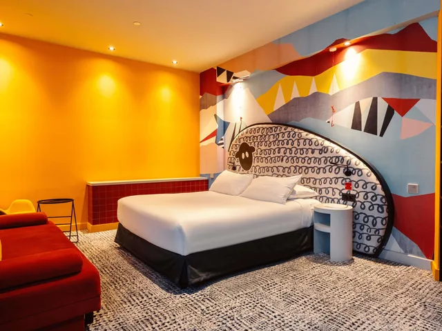 Family, King Bed, Ibis Styles Tbilisi Center 5/9
